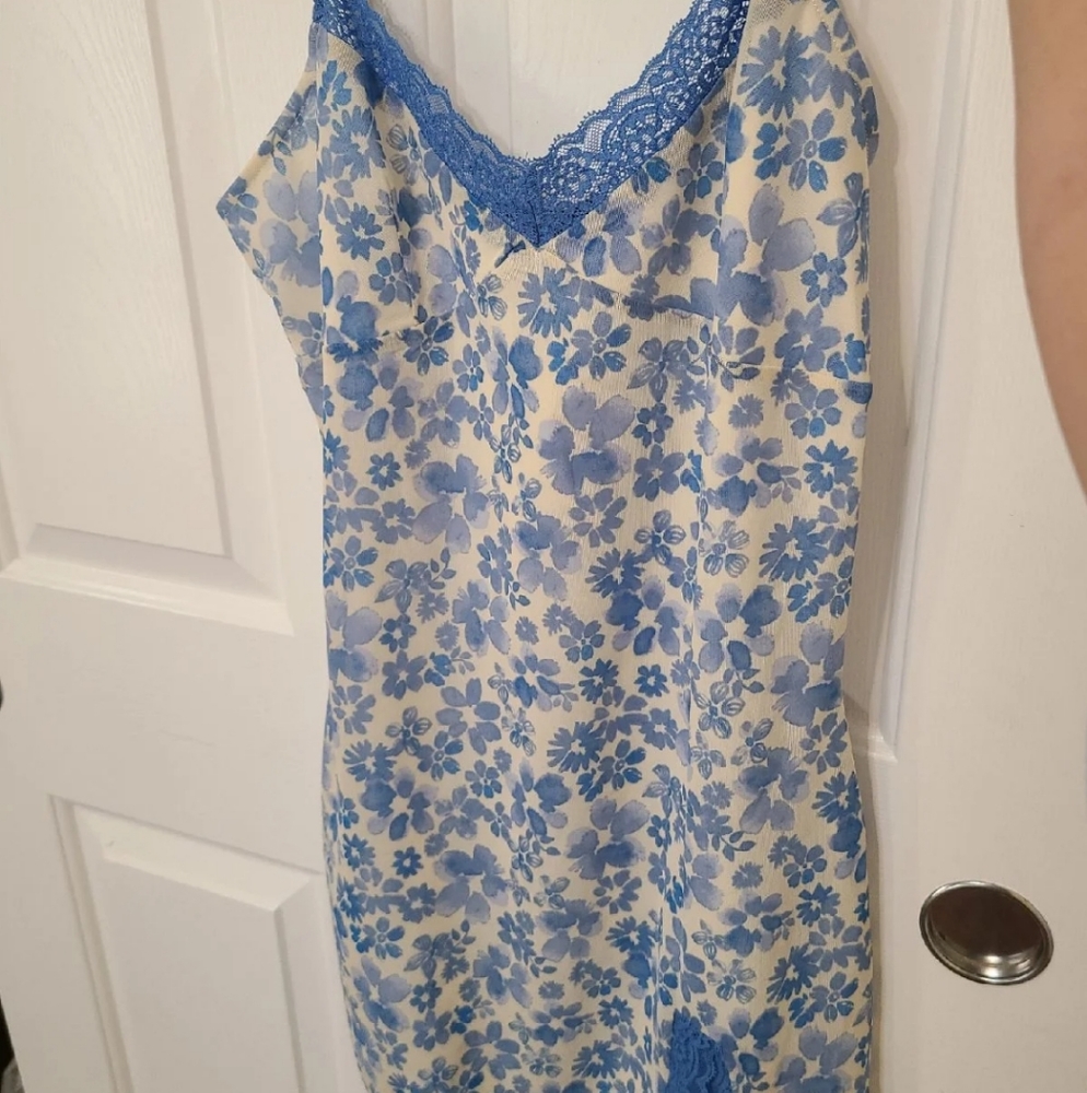 Forever 21 Floral Slip Dress